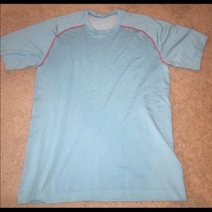 LULULEMON MENS SHIRT